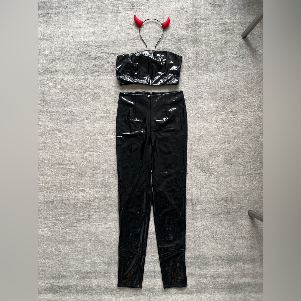 Devil costume. Vinyl leggings and tube top